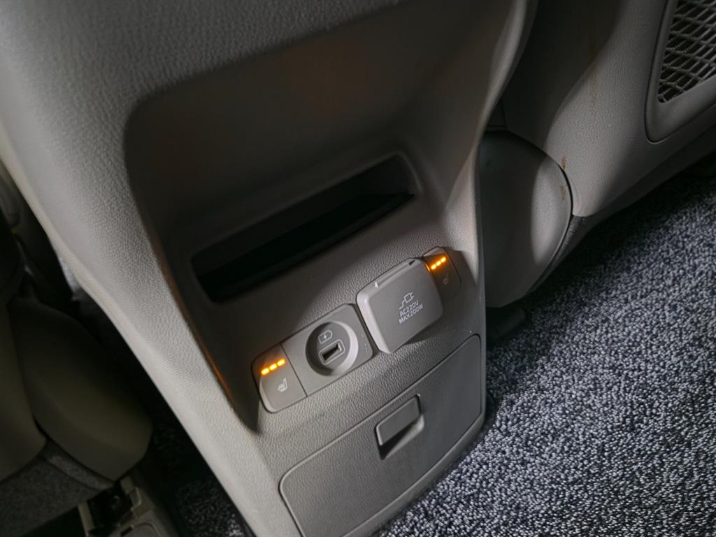 KIA Carnival 2017 Blanco - Importación desde Corea - HF Imports Iquique - Foto 19