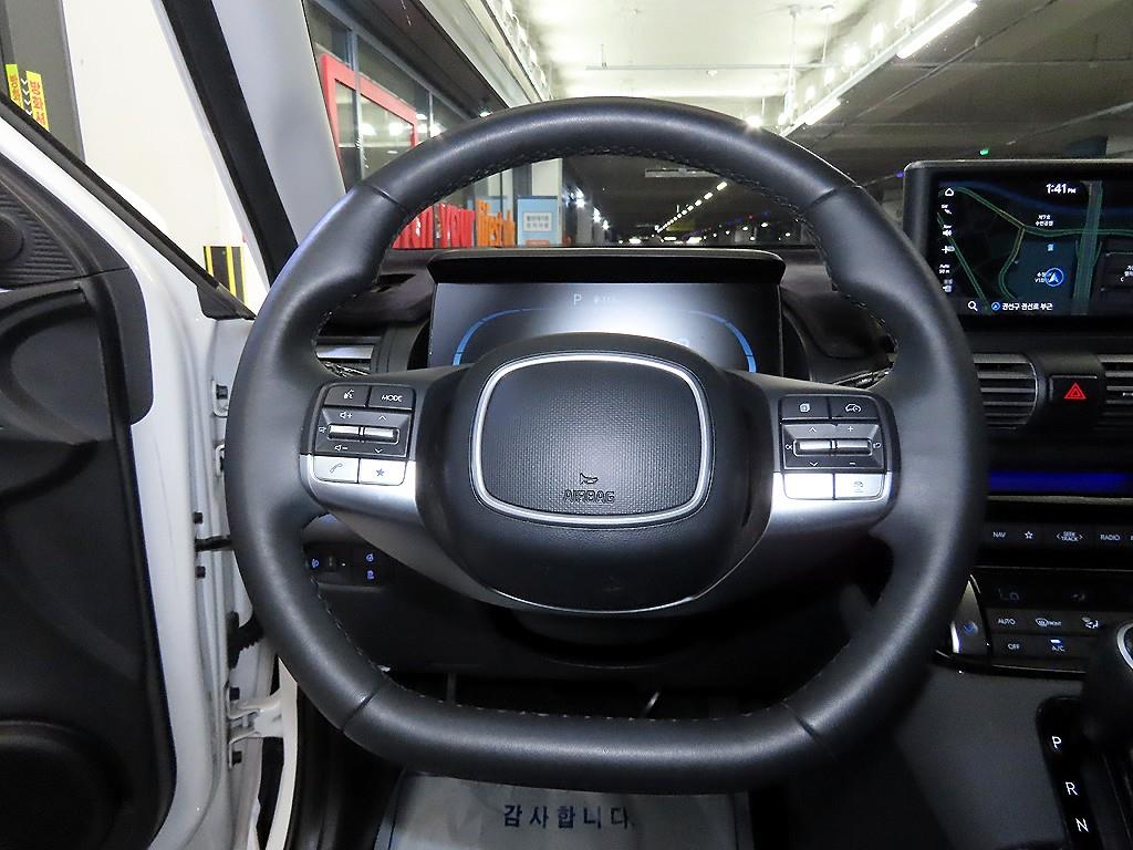 HYUNDAI Casper - Vista 8