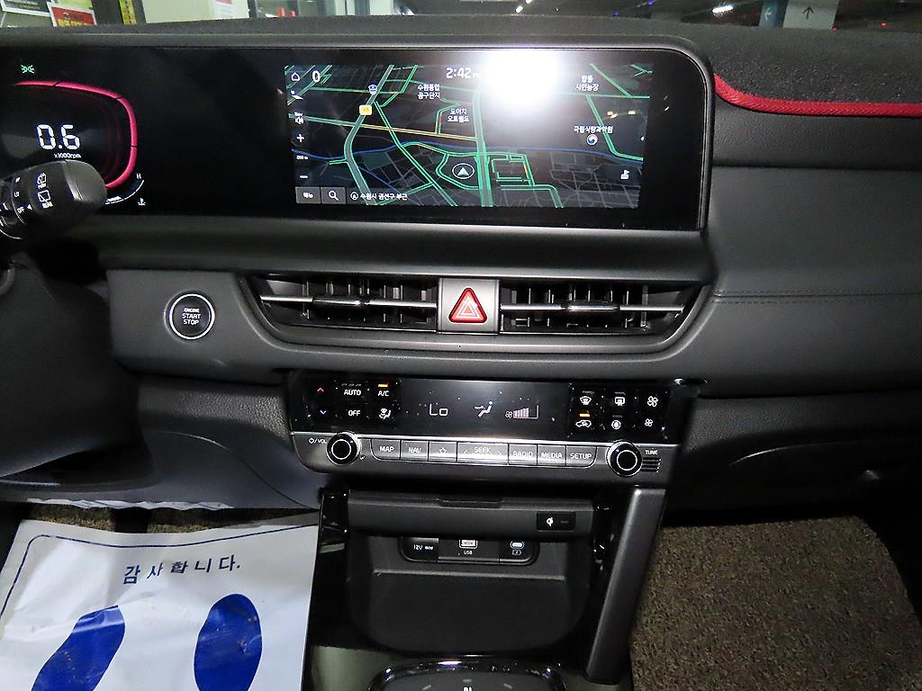 KIA Seltos - Vista 11