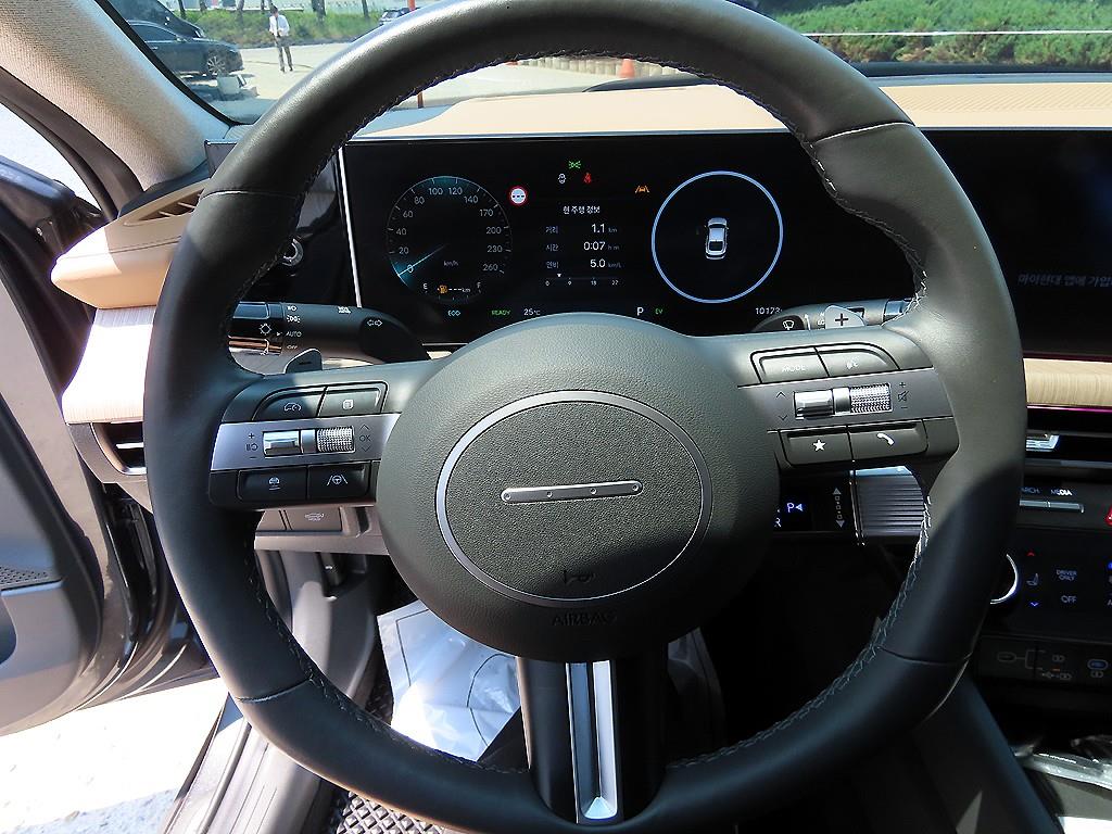 HYUNDAI Sonata - Vista 8