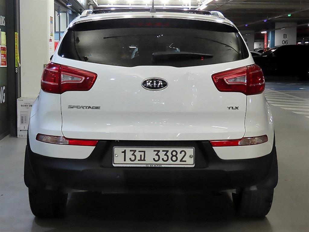 KIA Sportage - Vista 5