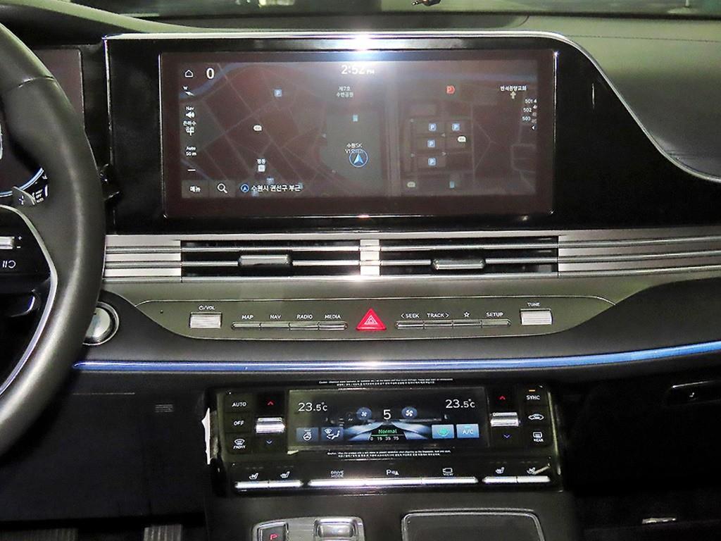 HYUNDAI Grandeur - Vista 11