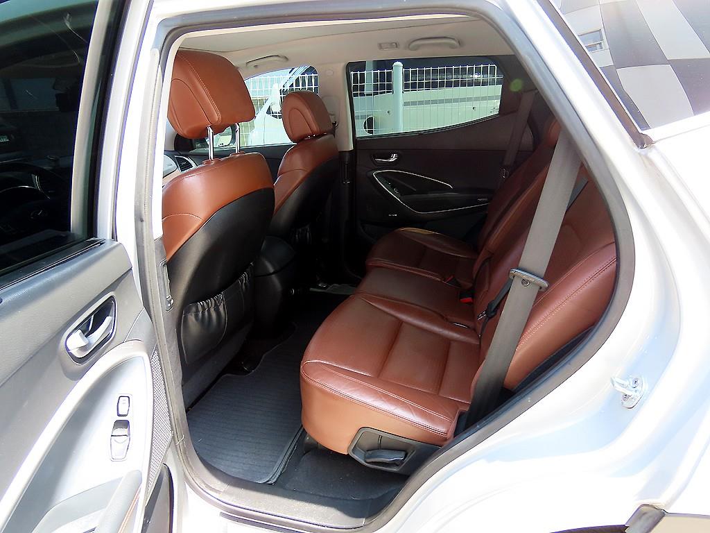HYUNDAI Santa Fe - Vista 6