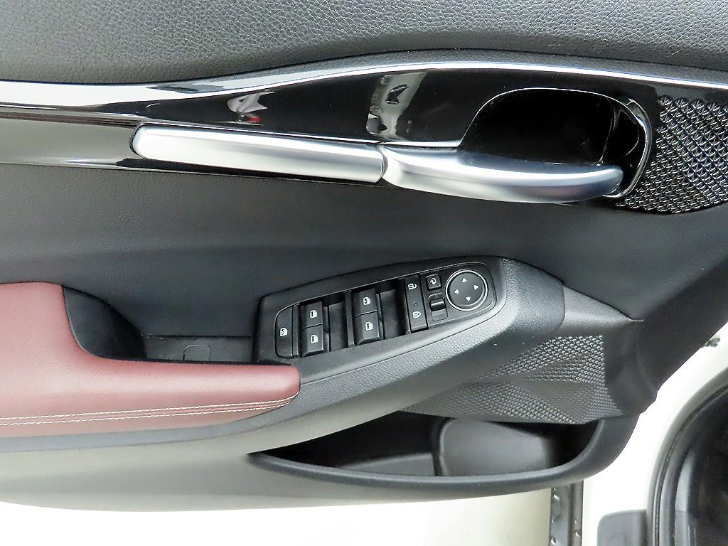 KIA Seltos - Vista 11