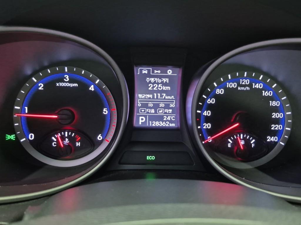 HYUNDAI Santa Fe - Vista 7