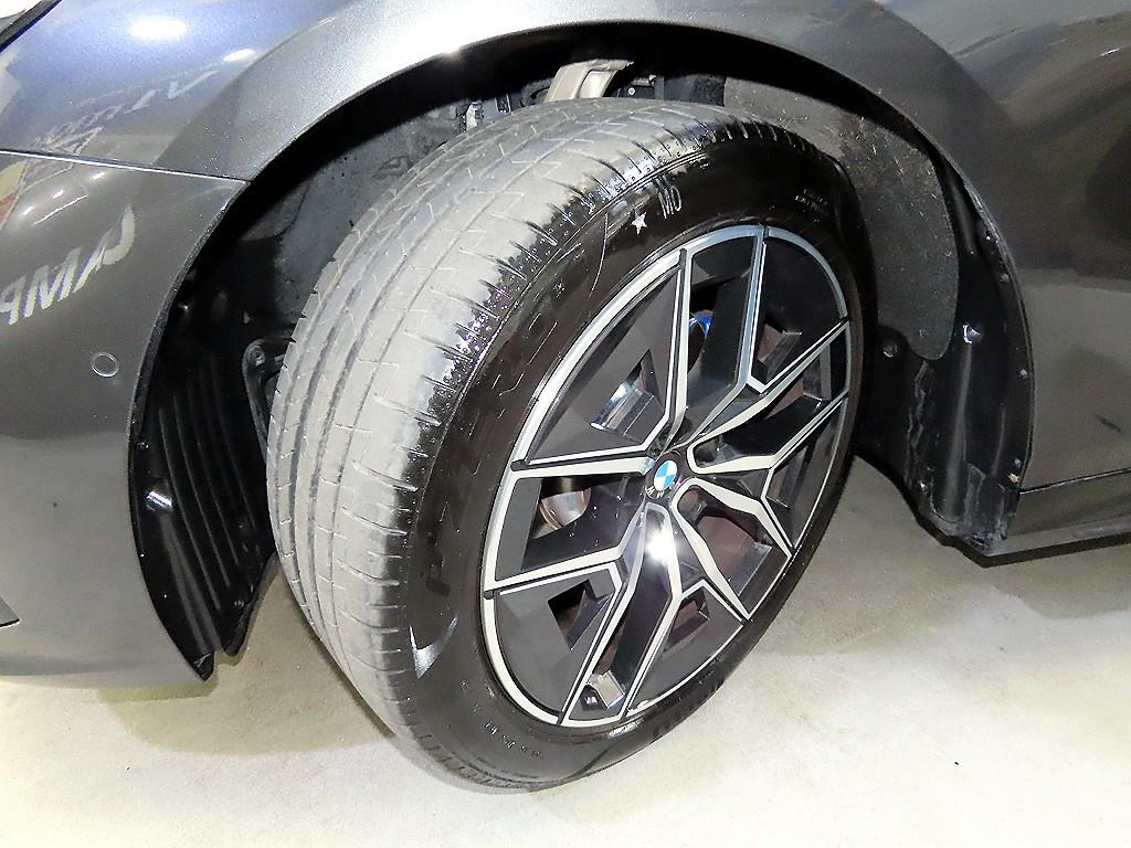 BMW 5 Series 2025 Negro - Importación desde Corea - HF Imports Iquique - Foto 20