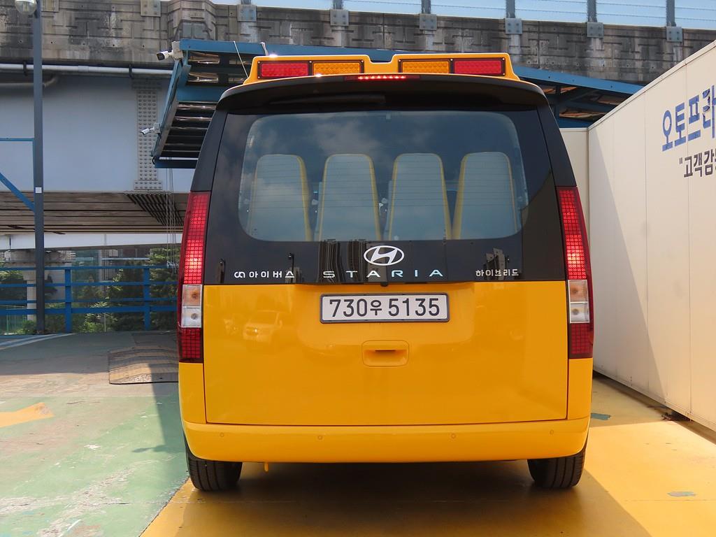 HYUNDAI Staria - Vista 4