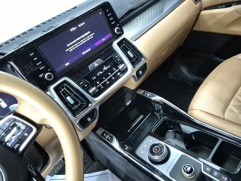 KIA Sorento - Vista 10