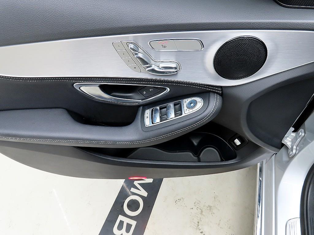 Mercedes Benz C Class - Vista 11