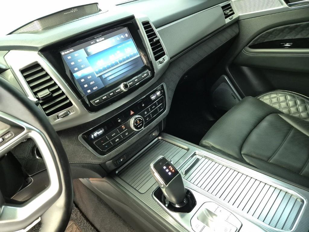 Ssangyong Rexton - Vista 10