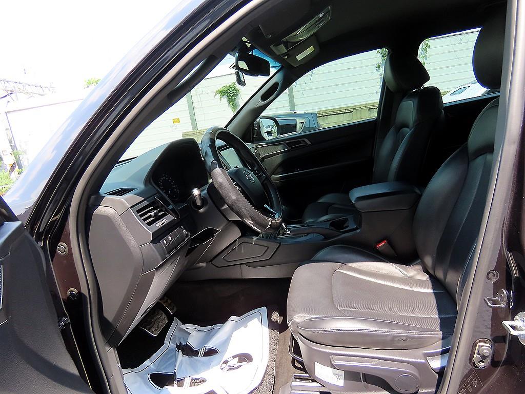 Ssangyong Rexton - Vista 5
