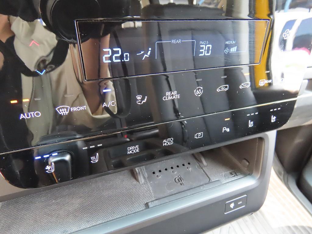 HYUNDAI Staria - Vista 12