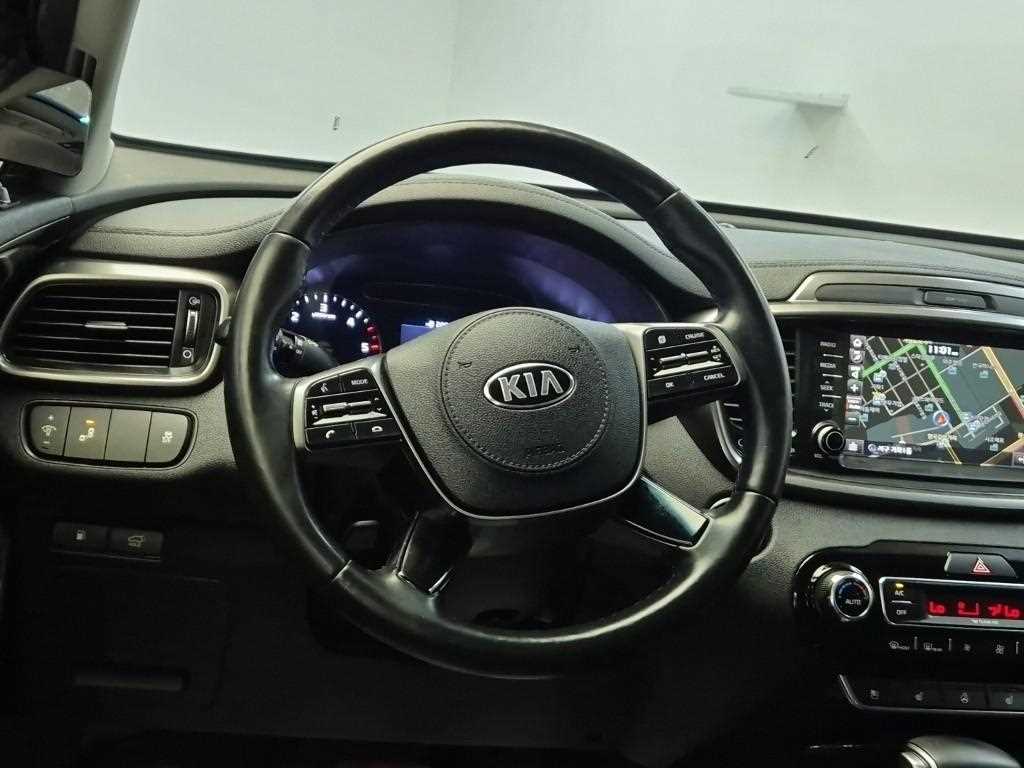 KIA Sorento - Vista 9
