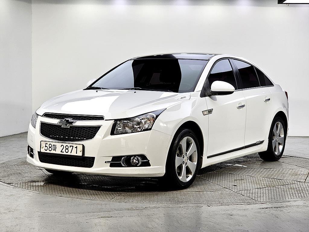 Chevrolet Cruise 2011 Blanco - Importación desde Corea - HF Imports Iquique - Foto 1
