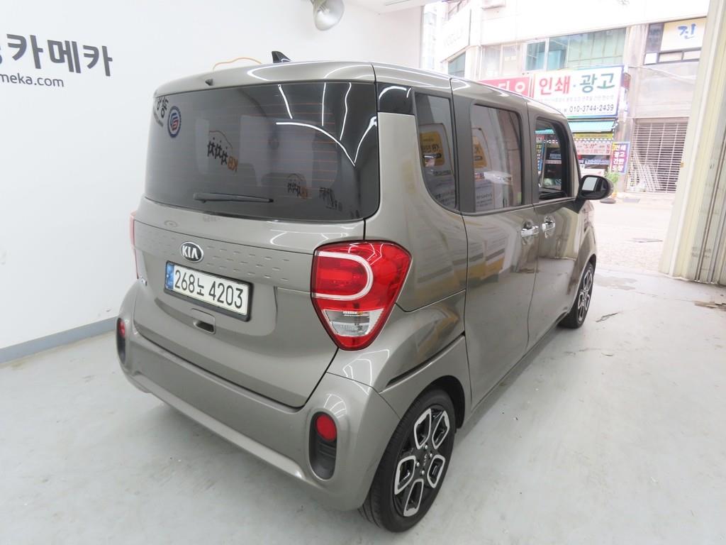 KIA Ray - Vista 4