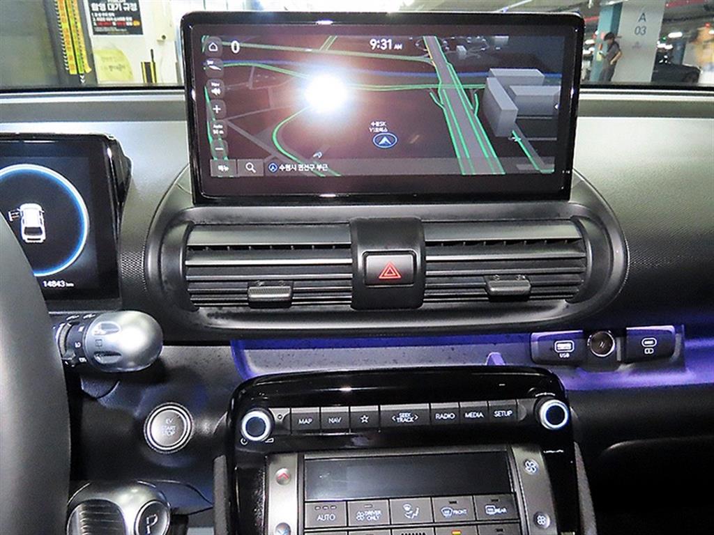 HYUNDAI Casper - Vista 11