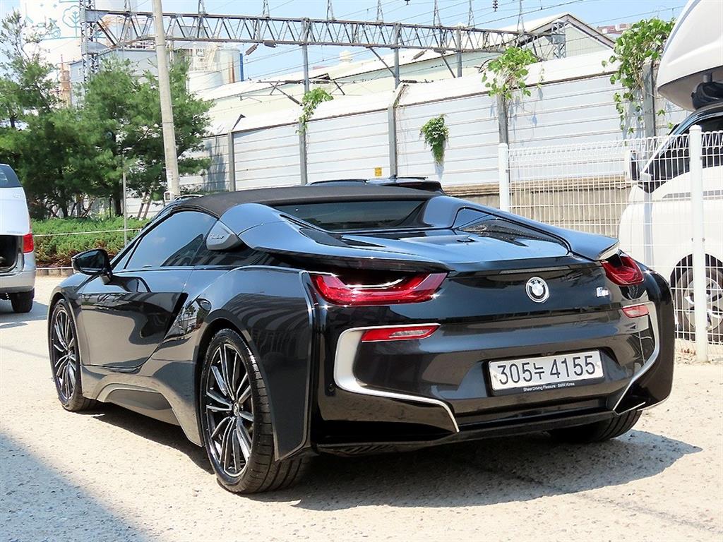 BMW i8 - Vista 3