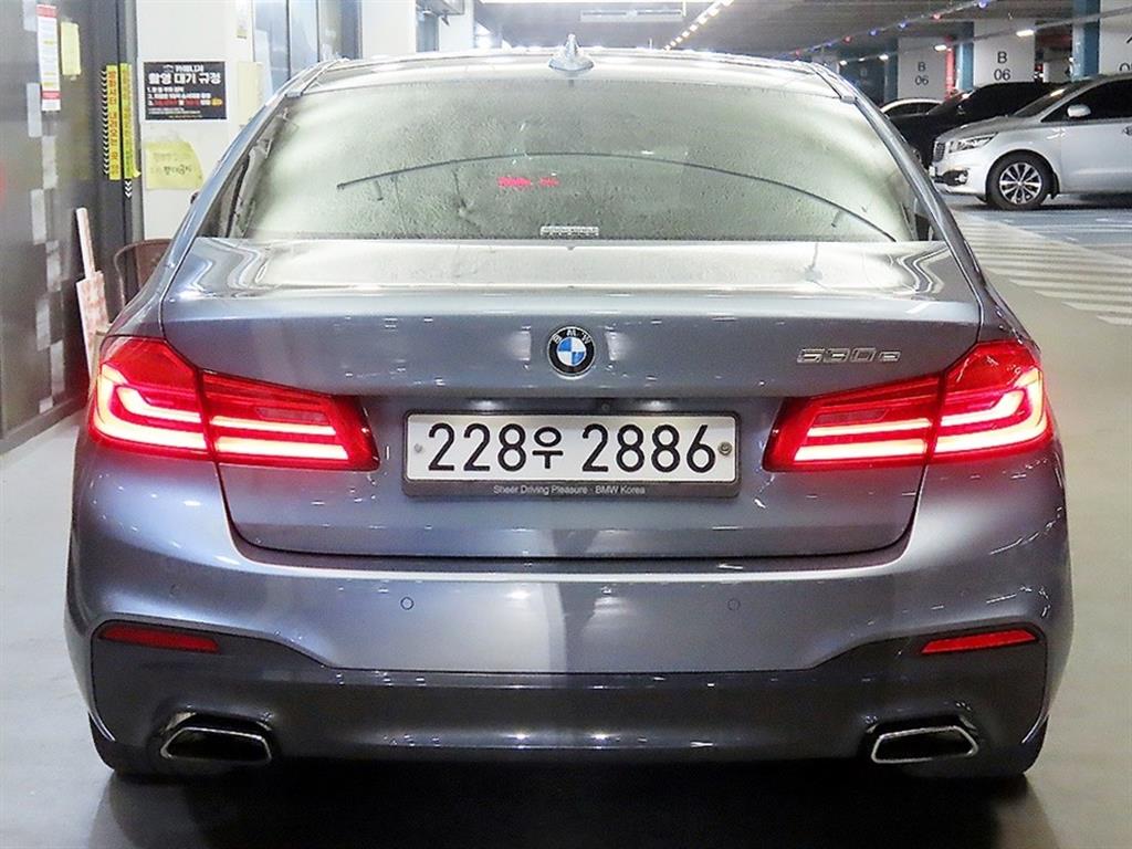 BMW 5 Series - Vista 5