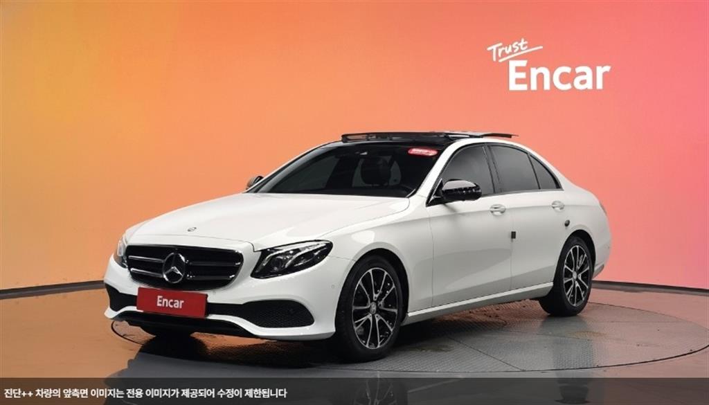 Mercedes Benz E class 2017 Blanco - Importación desde Corea - HF Imports Iquique - Foto 1