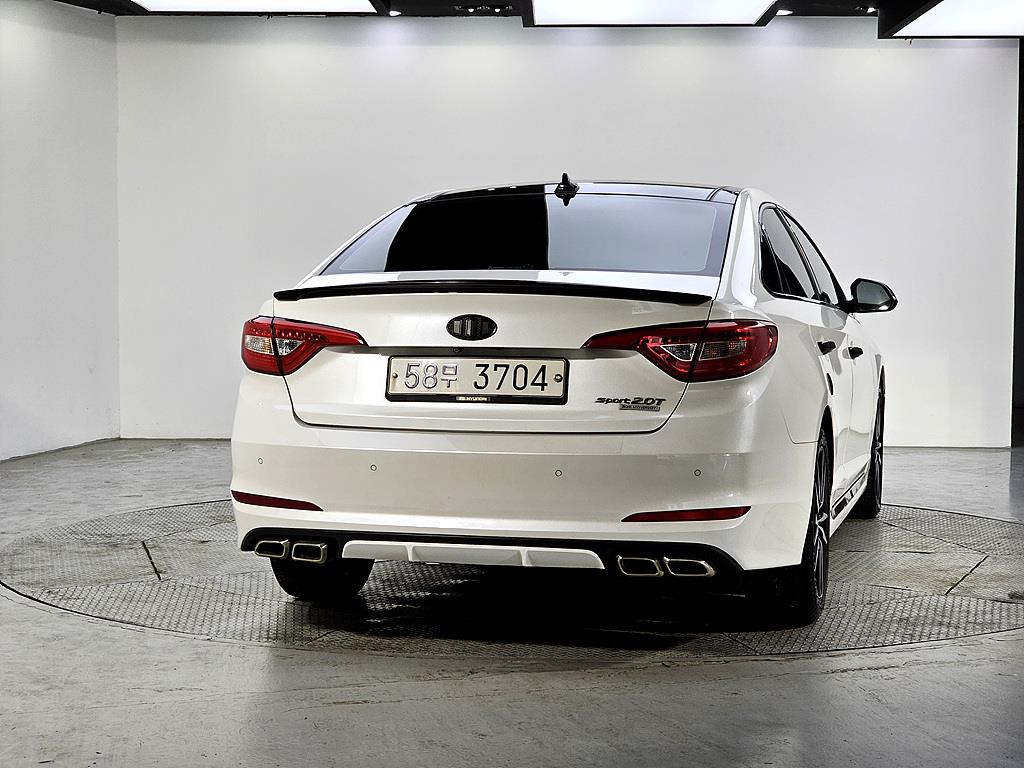 HYUNDAI Sonata - Vista 3