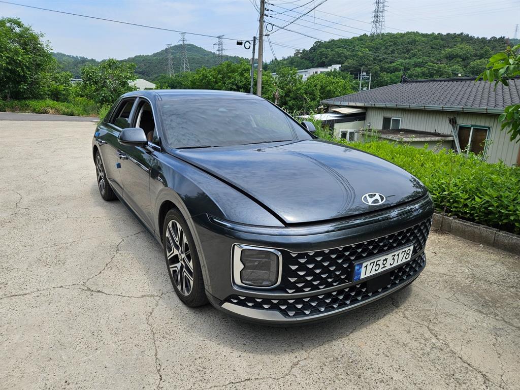 HYUNDAI Grandeur - Vista 2