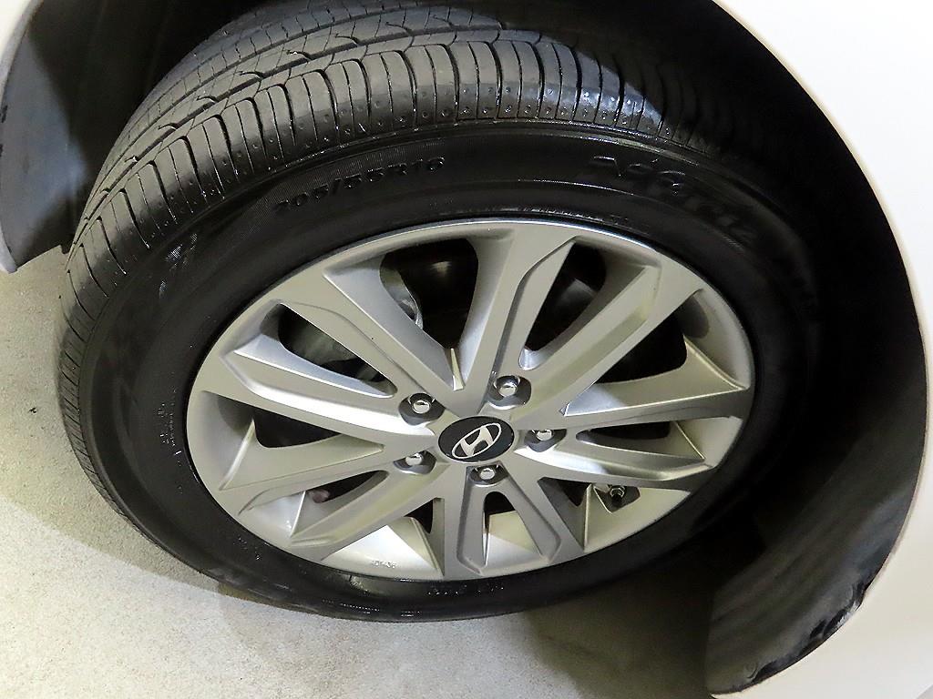 HYUNDAI Avante 2016 Blanco - Importación desde Corea - HF Imports Iquique - Foto 20