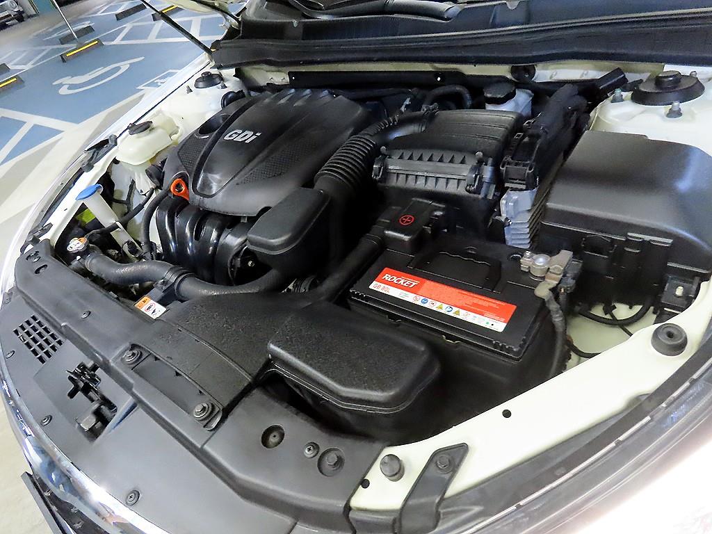 KIA K7 2012 Blanco - Importación desde Corea - HF Imports Iquique - Foto 19