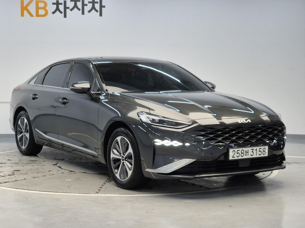 KIA K8 - Vista 4