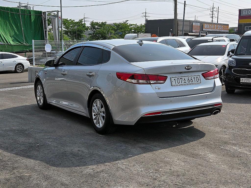 KIA K5 - Vista 3