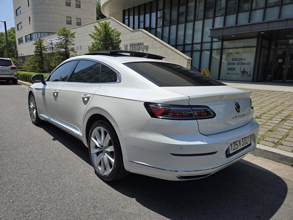 Volkswagen Arteon - Vista 2