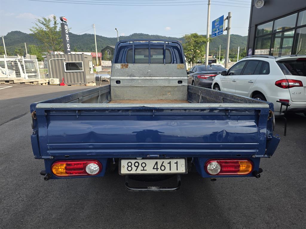 Small Truck Cargo (small) - Vista 4