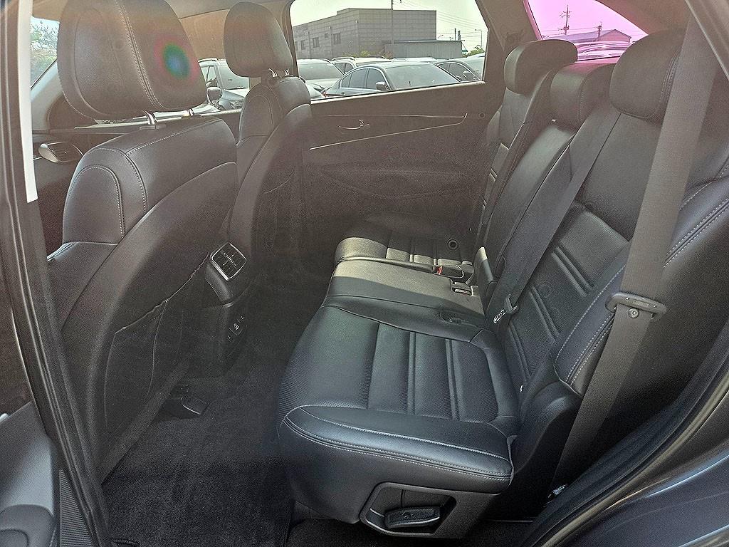 KIA Sorento - Vista 7