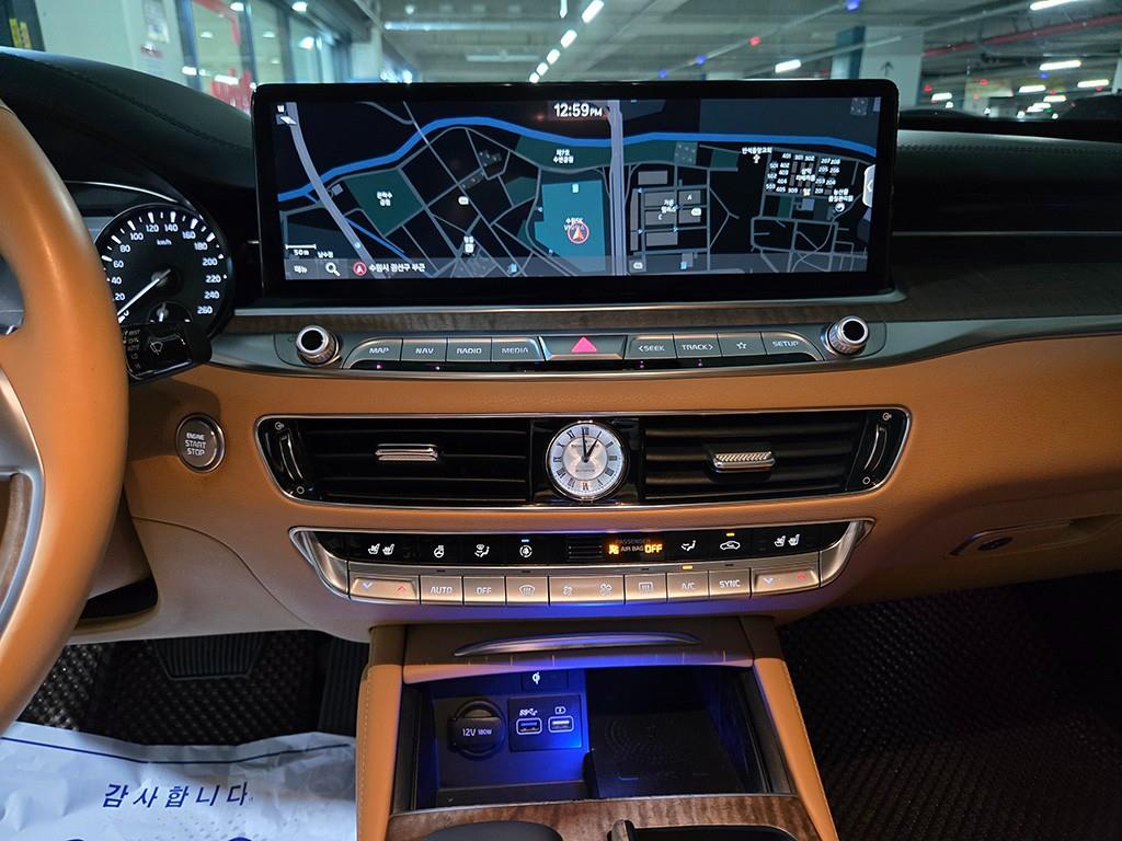 KIA K9 - Vista 11