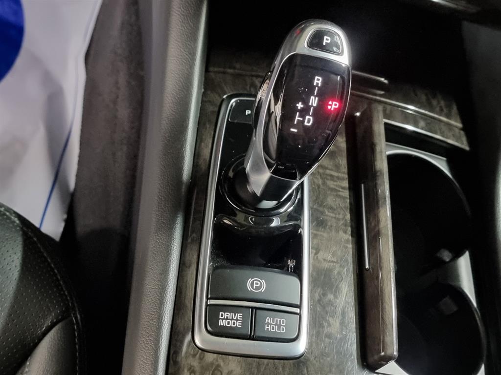 KIA K9 - Vista 9