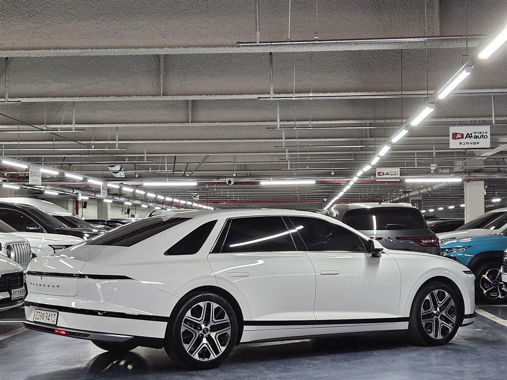 HYUNDAI Grandeur - Vista 4