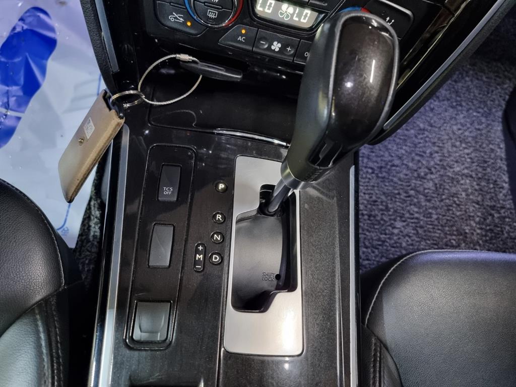 SAMSUNG SM7 - Vista 8