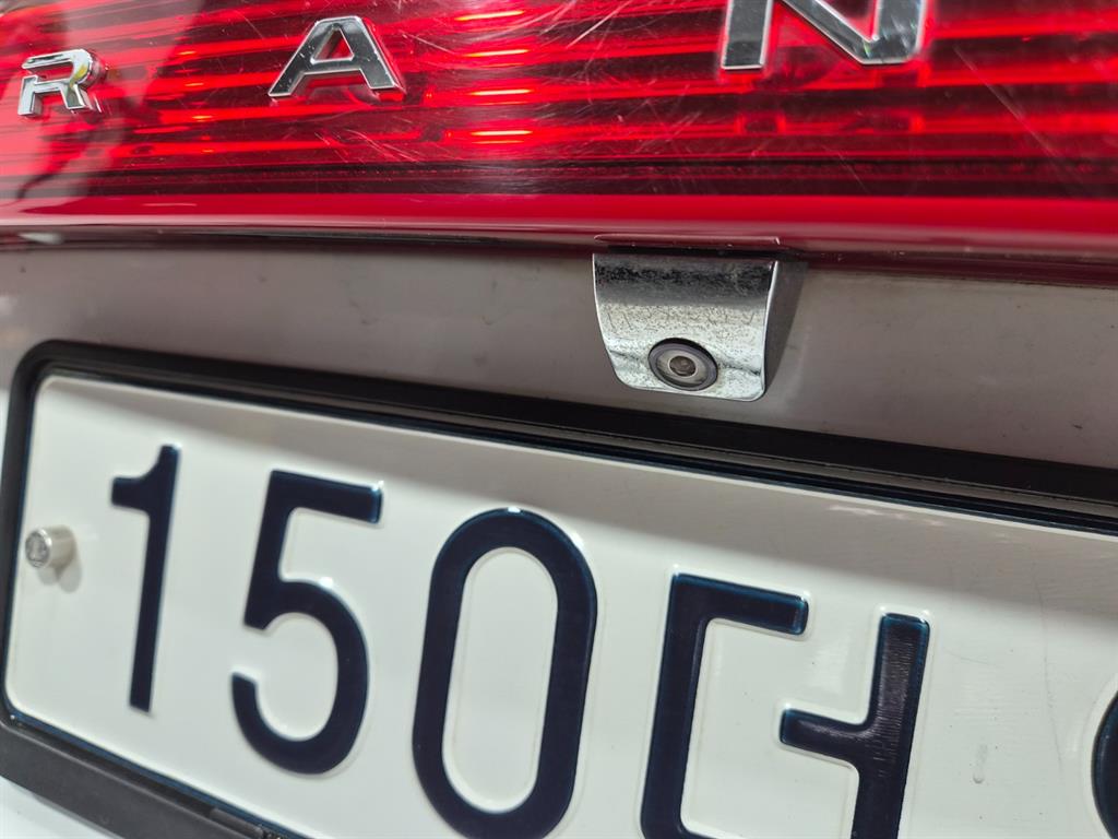 HYUNDAI Grandeur - Vista 5