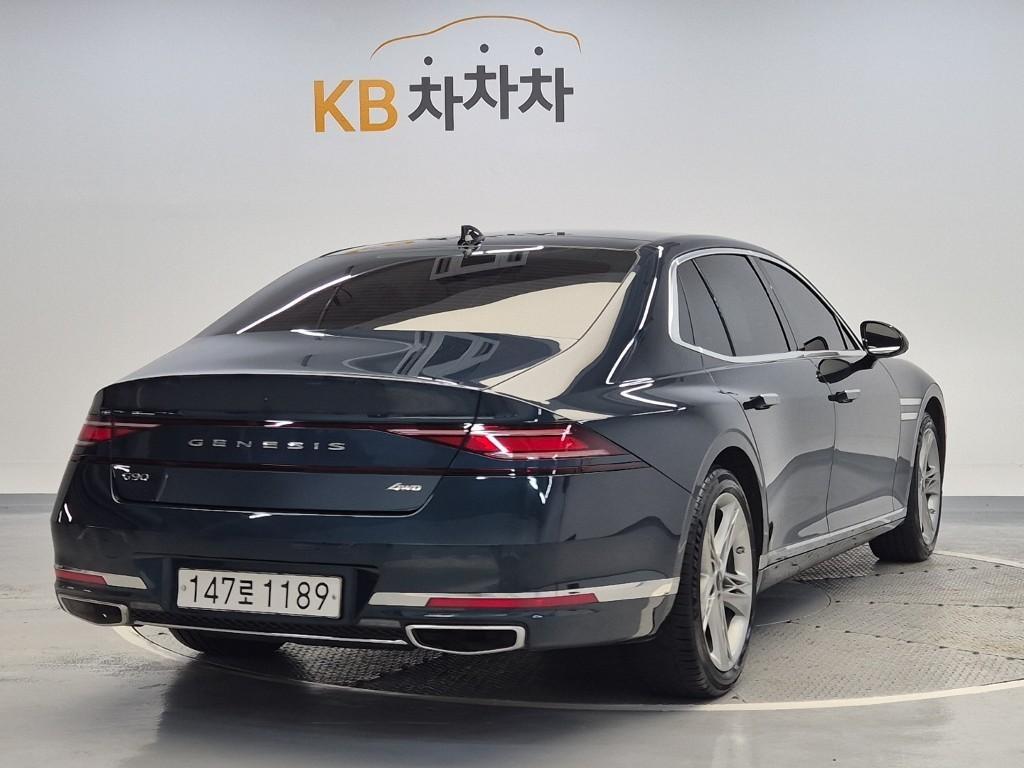 Genesis G90 - Vista 3