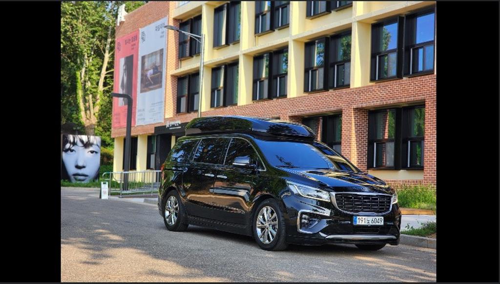 KIA Carnival 2020 Negro - Importación desde Corea - HF Imports Iquique - Foto 1