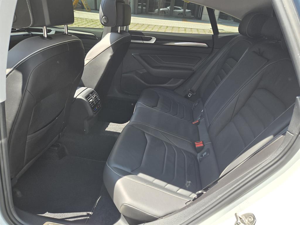 Volkswagen Arteon 2022 Blanco - Importación desde Corea - HF Imports Iquique - Foto 13
