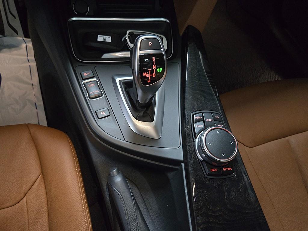 BMW 4 Series - Vista 11