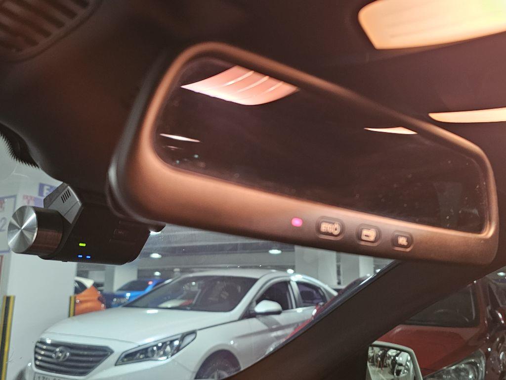 Mercedes Benz E class - Vista 10