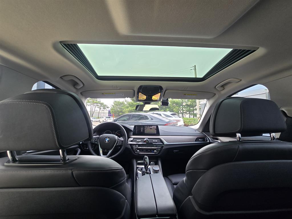 BMW 5 Series - Vista 9