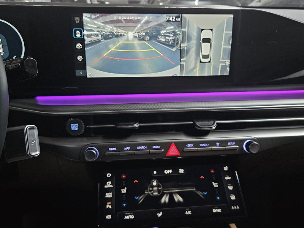 HYUNDAI Grandeur - Vista 11
