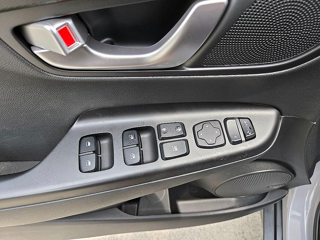 HYUNDAI Kona 2021 Gris - Importación desde Corea - HF Imports Iquique - Foto 13