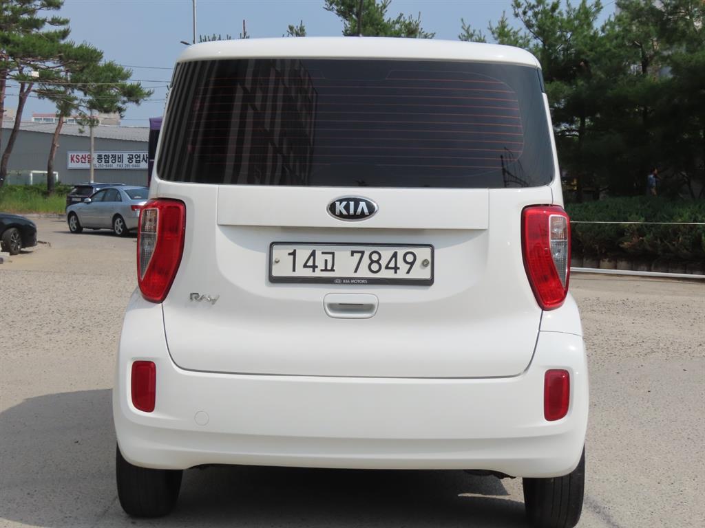 KIA Ray - Vista 7