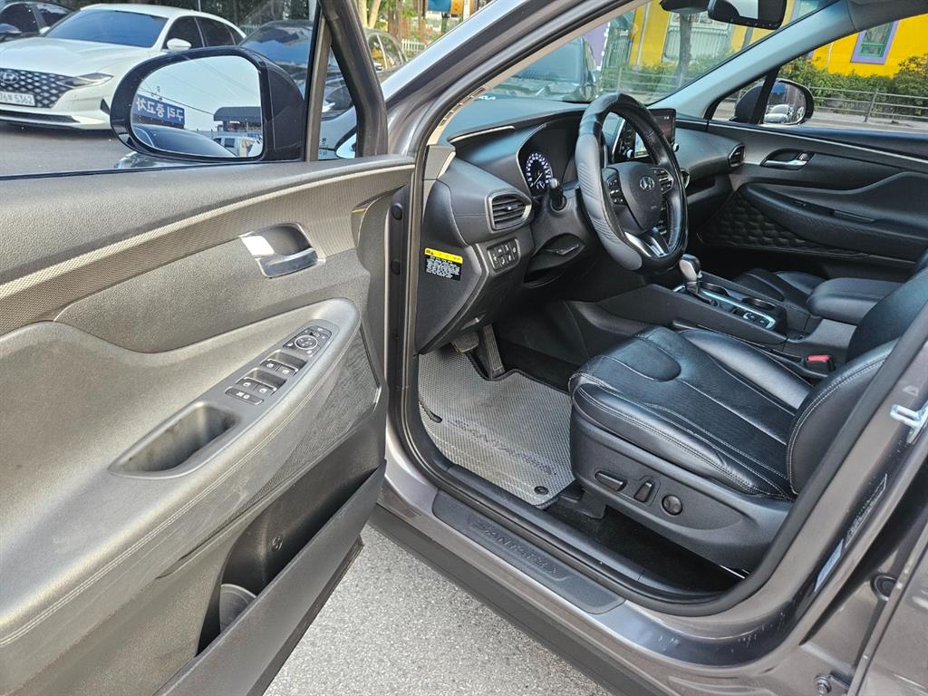 HYUNDAI Santa Fe - Vista 7