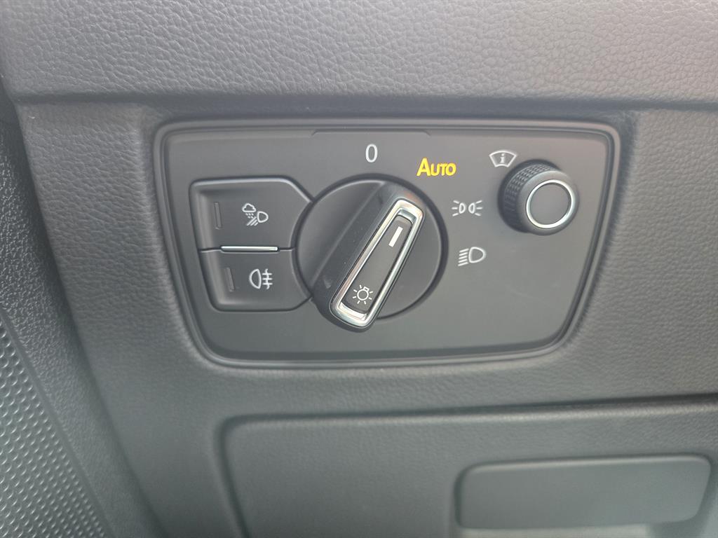 Volkswagen Arteon 2022 Blanco - Importación desde Corea - HF Imports Iquique - Foto 17