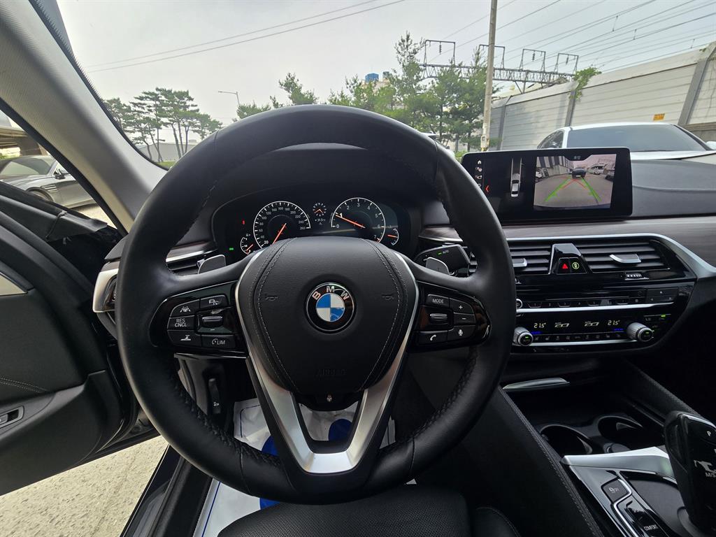 BMW 5 Series 2019 Azul - Importación desde Corea - HF Imports Iquique - Foto 13