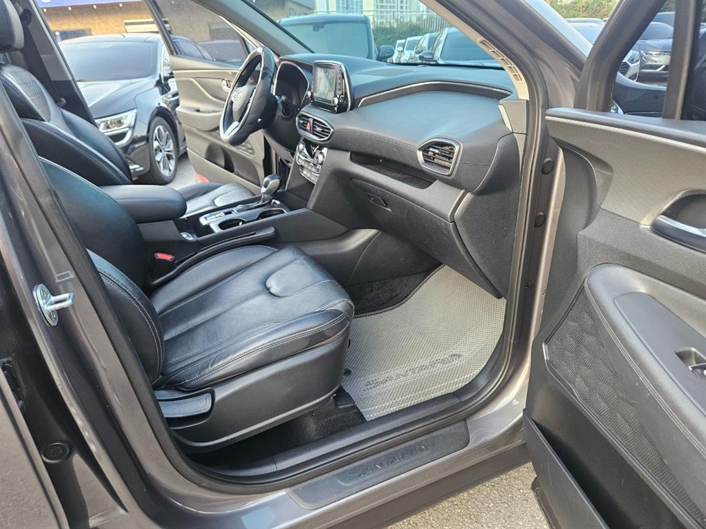 HYUNDAI Santa Fe 2018 Gris - Importación desde Corea - HF Imports Iquique - Foto 17